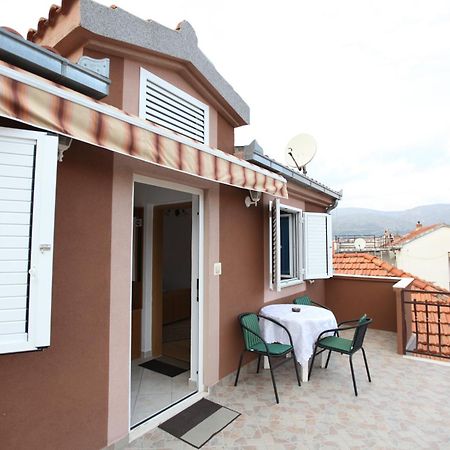 Apartment Jure Trogir Exterior foto