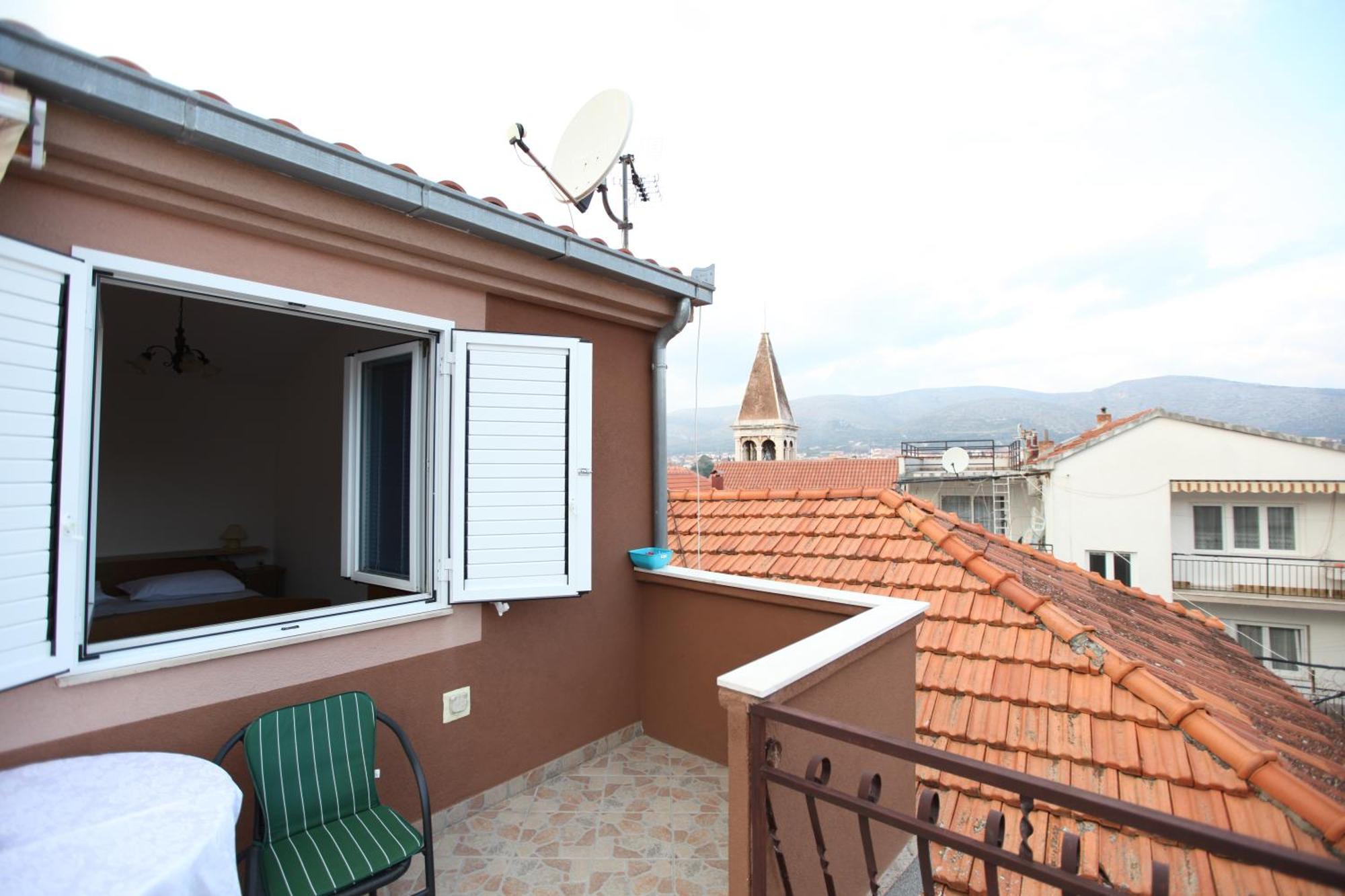 Apartment Jure Trogir Exterior foto